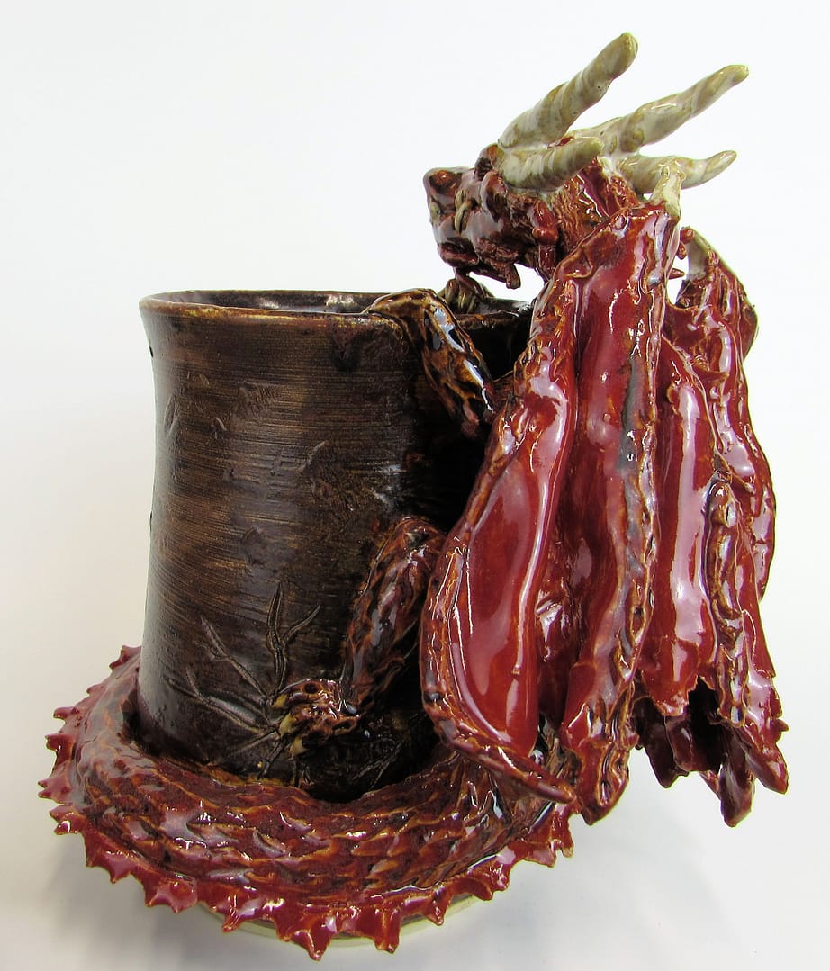 Snaggle toothed dragon vase - Image 3